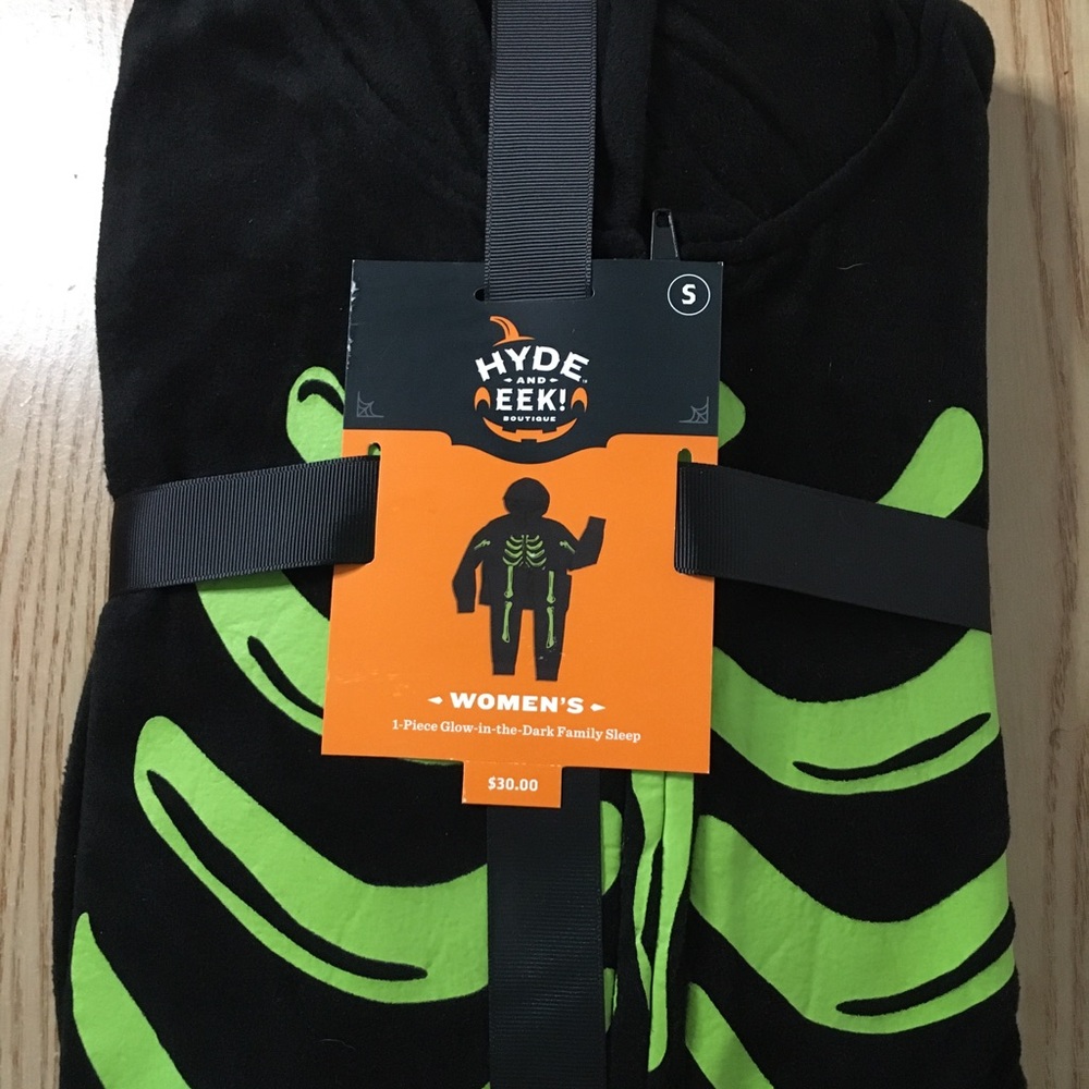New Women’s Hyde & Eek! Glow-in-the-Dark onesie Fleece Pajamas Hood Size Small